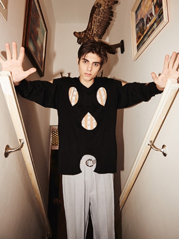 Petja-Zorec-Lookbook-1_profil_small