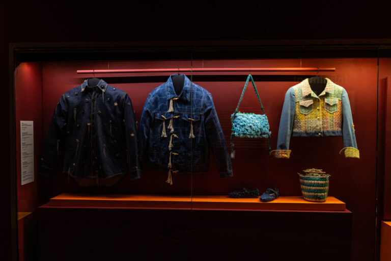 MMM - INFINIMENT BLEU - @Le_ronronnement-1